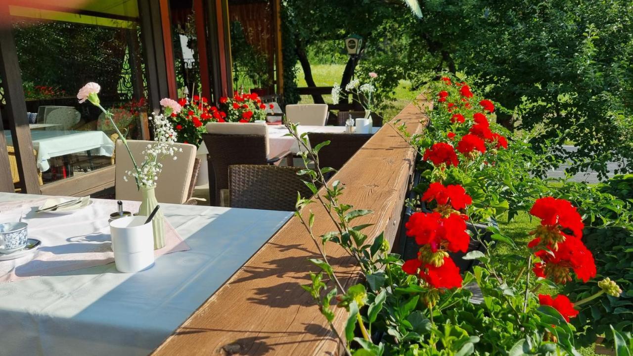 Kraners Alpenhof Bio Bed And Breakfast Pension Weissensee Ngoại thất bức ảnh